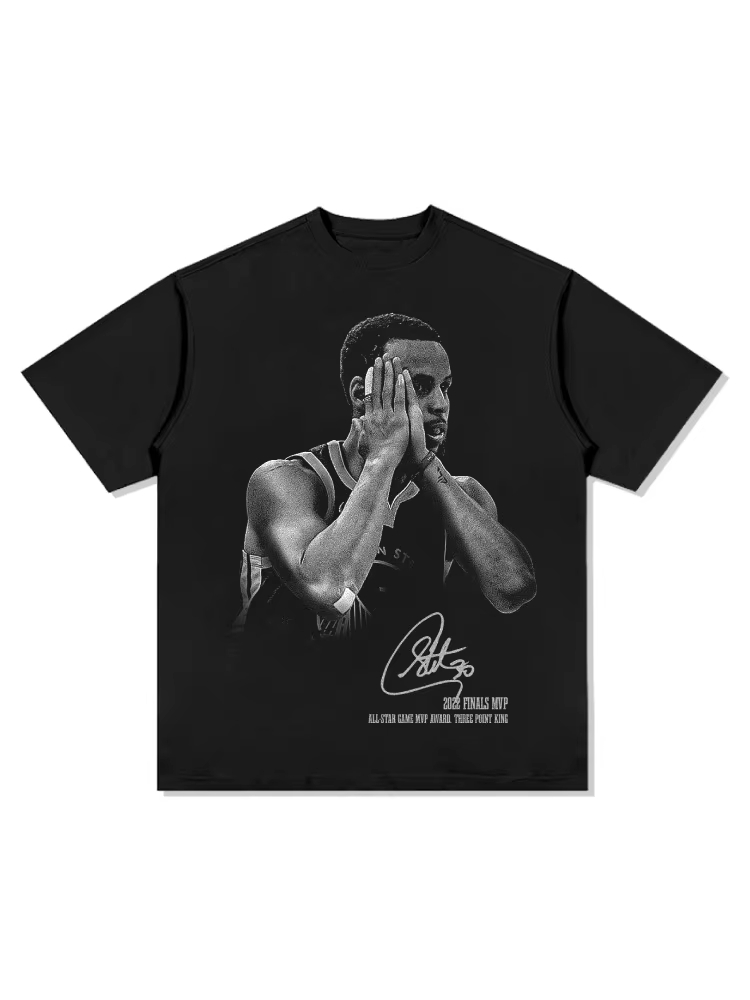 Street Fashion Pose - Camiseta de Algodão Oversized com Estampa