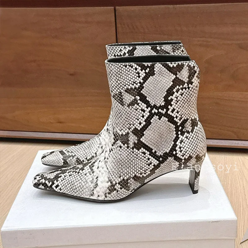 Botas curtas femininas de cour - Street Fashion Rome 2025 avaliação e preço